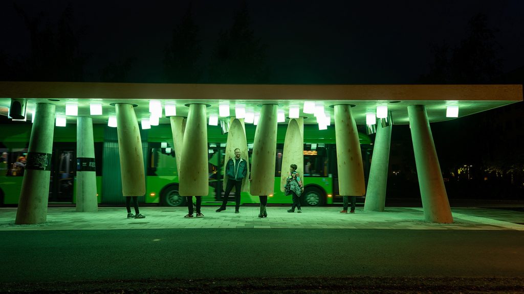 Smart busshållplats i Umeå.